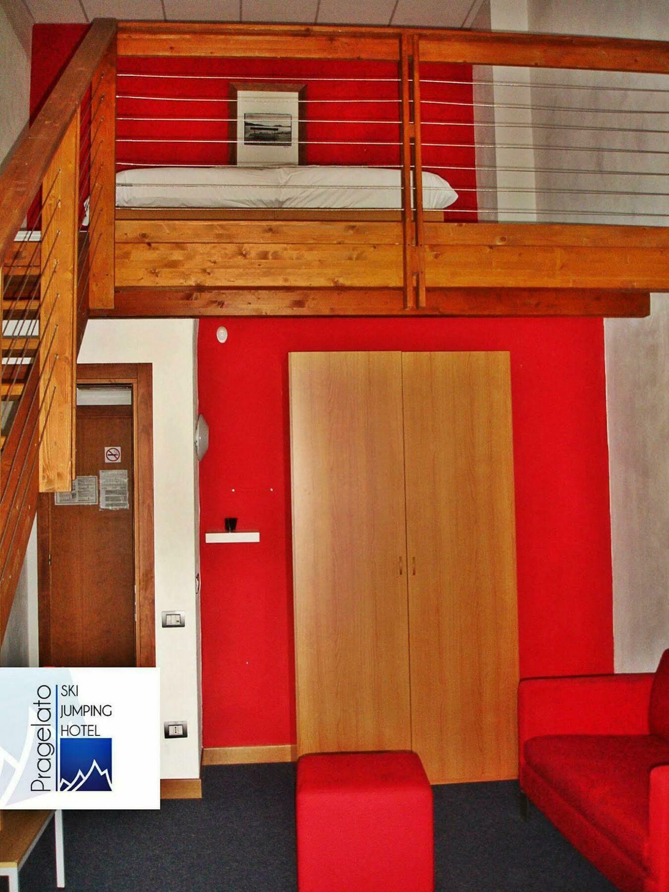 Pragelato Ski Jumping Hotel Праджелато Экстерьер фото